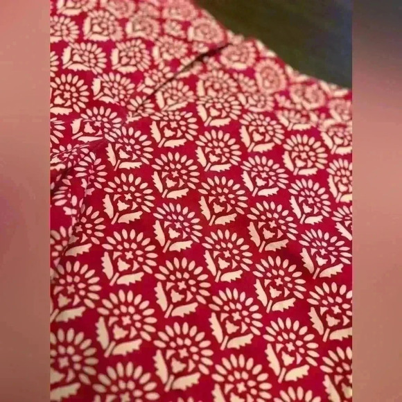 Ann Taylor LOFT shorts - Picture 3 of 3